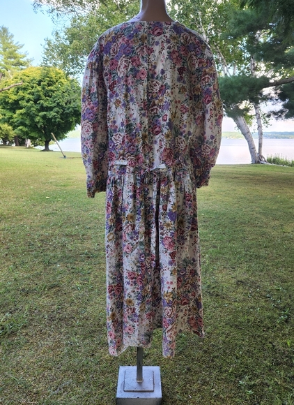 VINTAGE DRESS - Picture 7 of 13